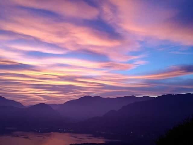 Alveare sul lago Pisogne Esterno foto